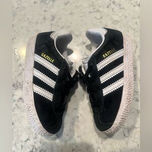 adidas gazelle silver green womens adidas Boys Originals Gazelle main image 0